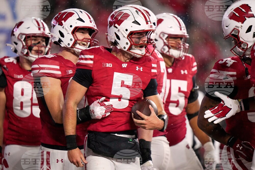 Washington Wisconsin Football