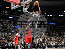 Pelicans Spurs Basketball