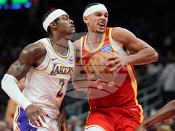 Lakers Hawks Basketball
