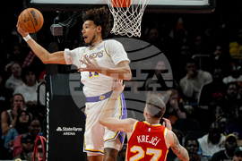 Lakers Hawks Basketball