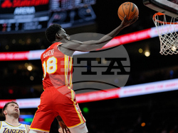 Lakers Hawks Basketball