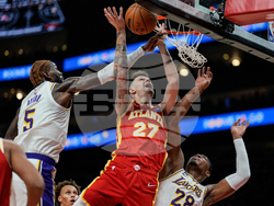 Lakers Hawks Basketball