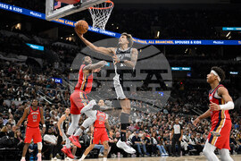 Pelicans Spurs Basketball