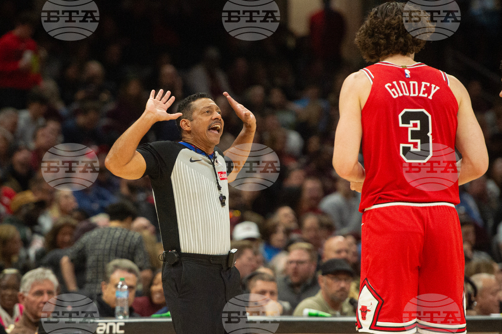 Bulls Cavaliers Basketball