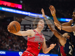 Bulls Cavaliers Basketball