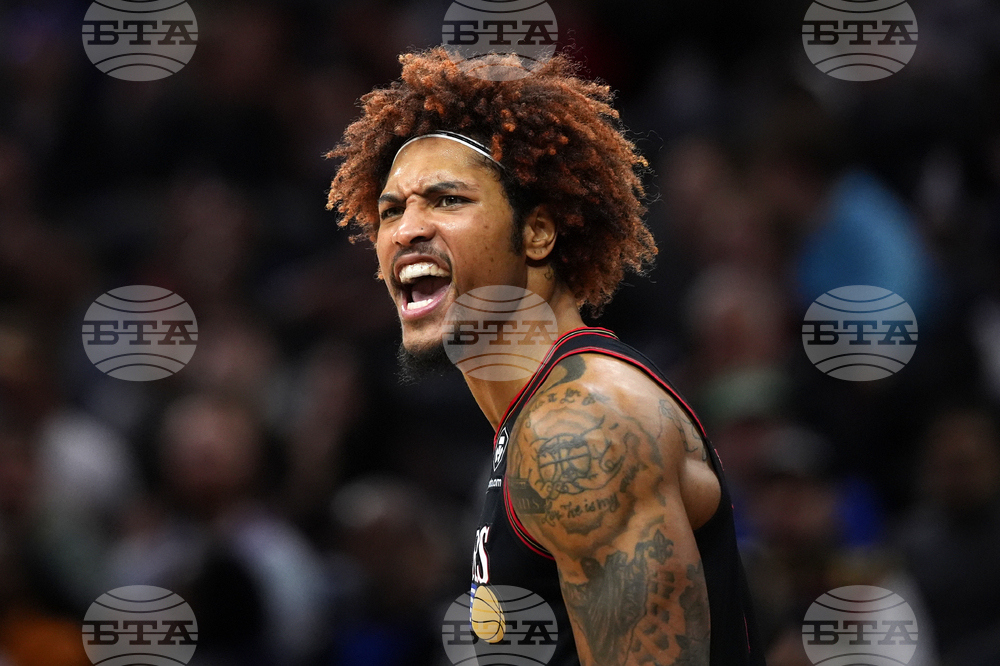 Raptors 76ers Basketball