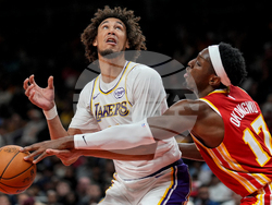 Lakers Hawks Basketball