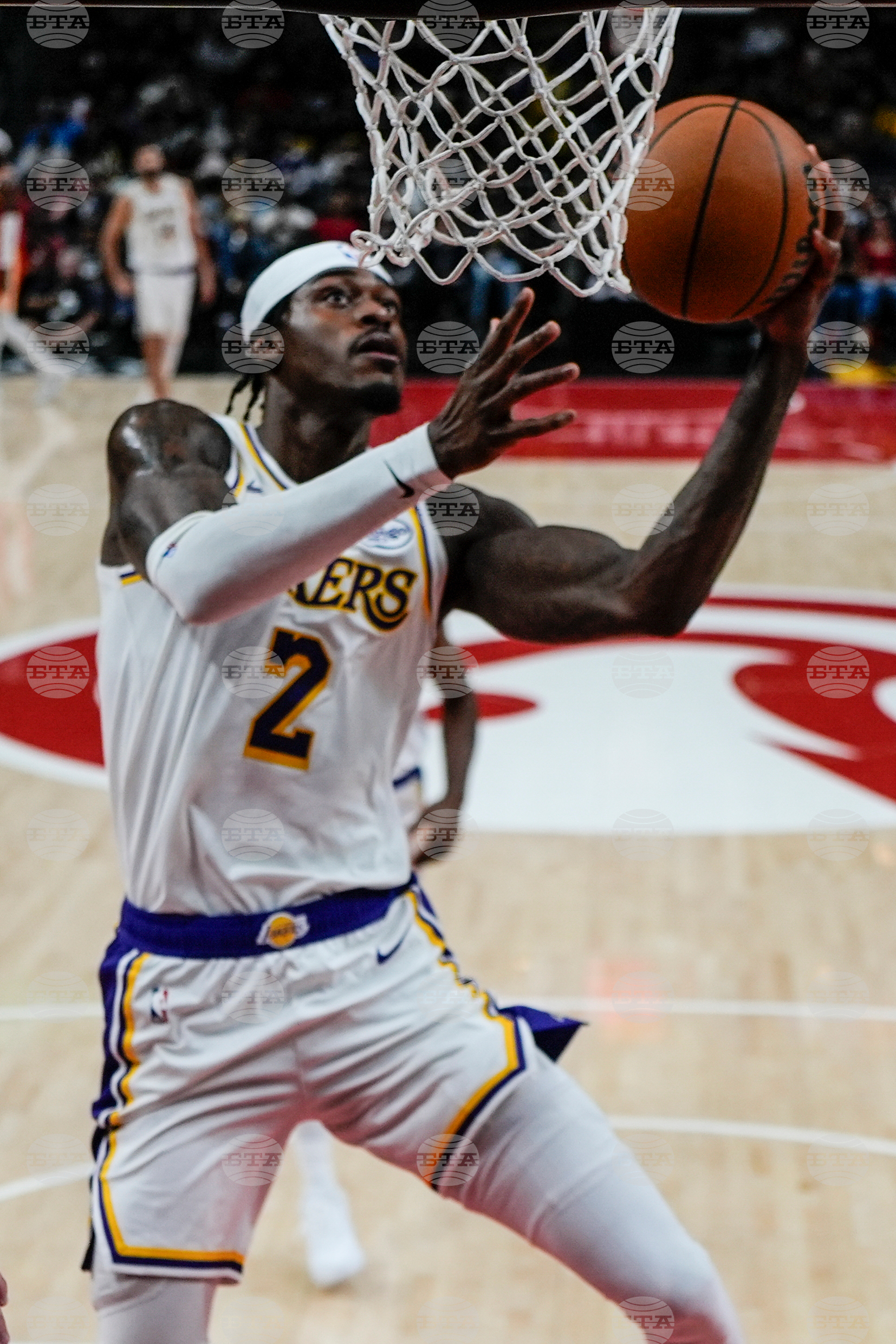 Lakers Hawks Basketball