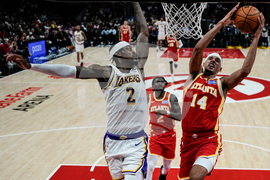 Lakers Hawks Basketball