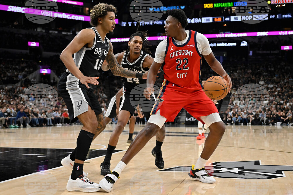 Pelicans Spurs Basketball