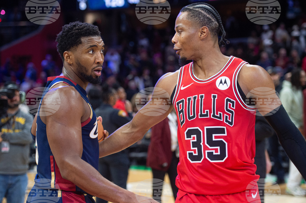 Bulls Cavaliers Basketball