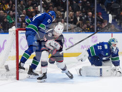 Blue Jackets Canucks Hockey