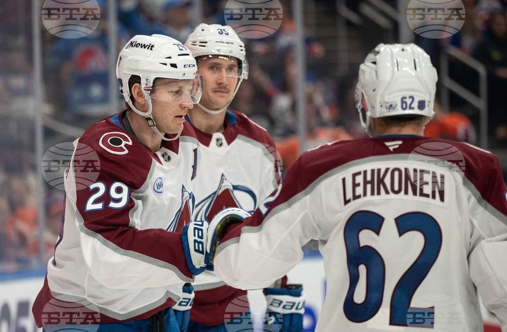 Avalanche Oilers Hockey
