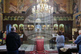 Търговище - храм „Св. Йоан Рилски“ - неделна служба