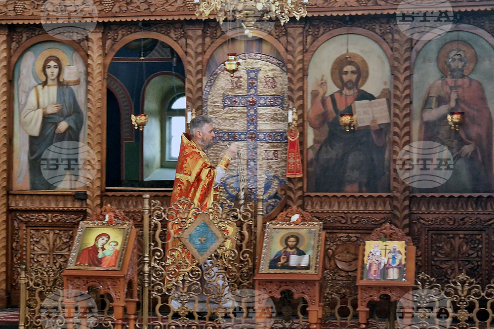 Шумен - отец Красимир - неделна служба и проповед