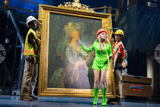 Theater Review - The Queen of Versailles