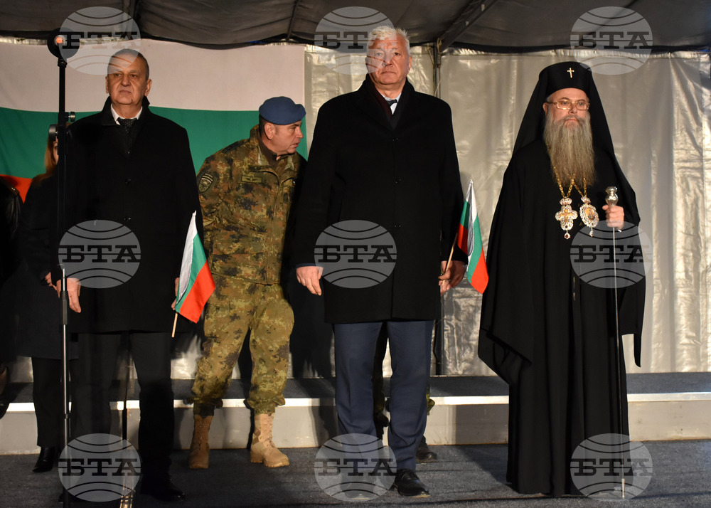 Пловдив - Трети март - тържествена заря-проверка