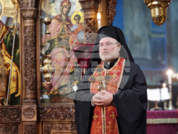 Ямбол - храм „Св. Николай Чудотворец” - литургия