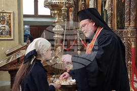 Ямбол - храм „Св. Николай Чудотворец” - литургия