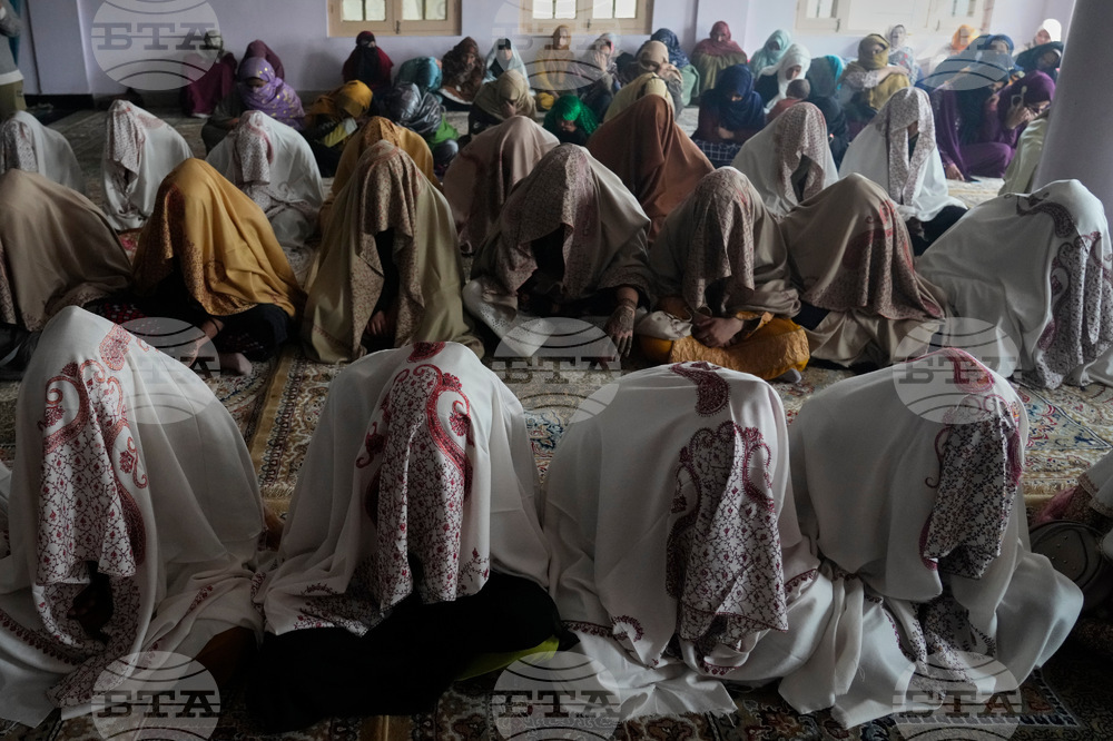 India Kashmir Mass Wedding