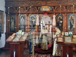 Добрич - храм „Св. Климент Охридски”- неделна служба