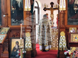 Добрич - храм „Св. Климент Охридски”- неделна служба