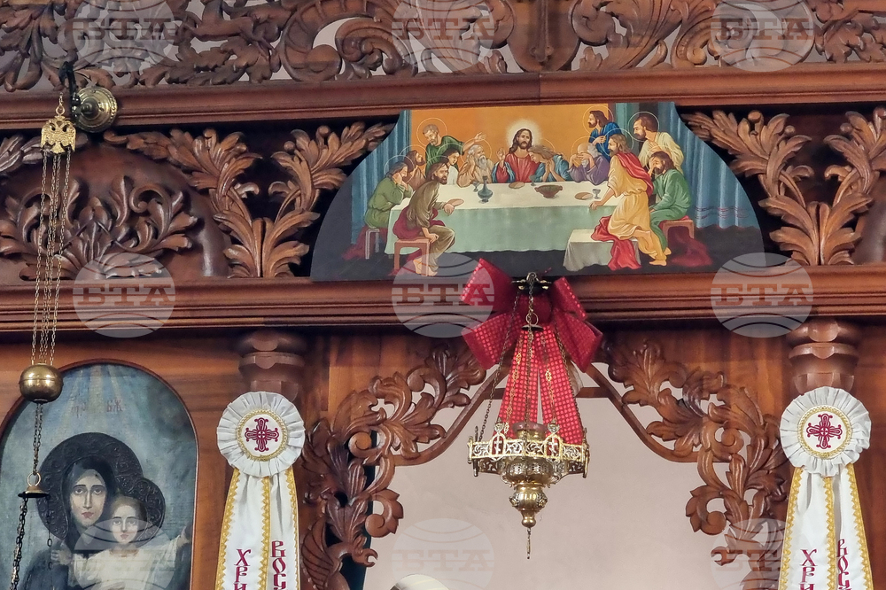 Добрич - храм „Св. Климент Охридски”- неделна служба