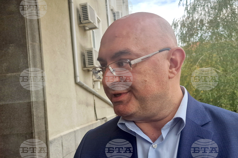 Стара Загора - съд - обвинени за кражба на гориво - мярка