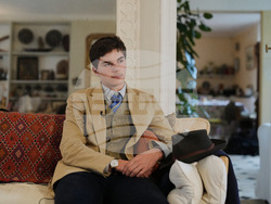 France Louvre Fedora Man
