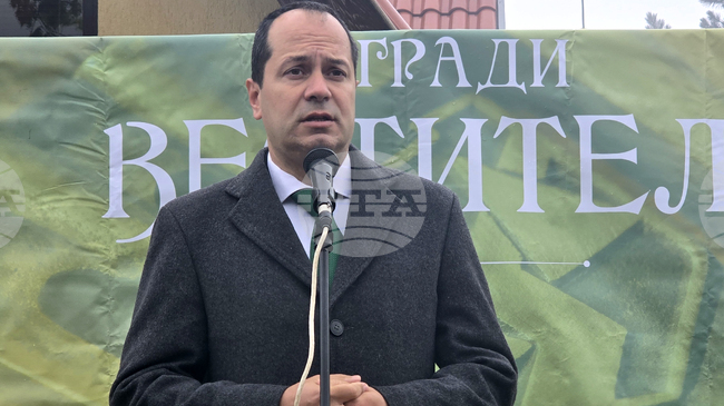 Четири награди "Вестител" връчи кметът на Враца Калин Каменов по повод 148 години от освобождението на града 