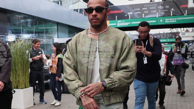 Люис Хамилтън за първия си сезон във Ферари: "Пълен кошмар, който се повтаря отново и отново"