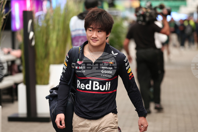 Ред Бул заменя Юки Цунода с Исак Хаджар, дъщерният отбор Рейсинг Булс направи две промени за последното състезание от сезона във Формула 1