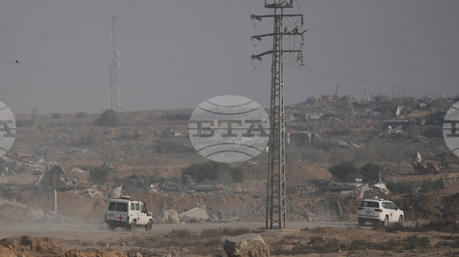 Турция работи за осигуряване на безопасно преминаване на около 200 цивилни, блокирани в тунели в Газа