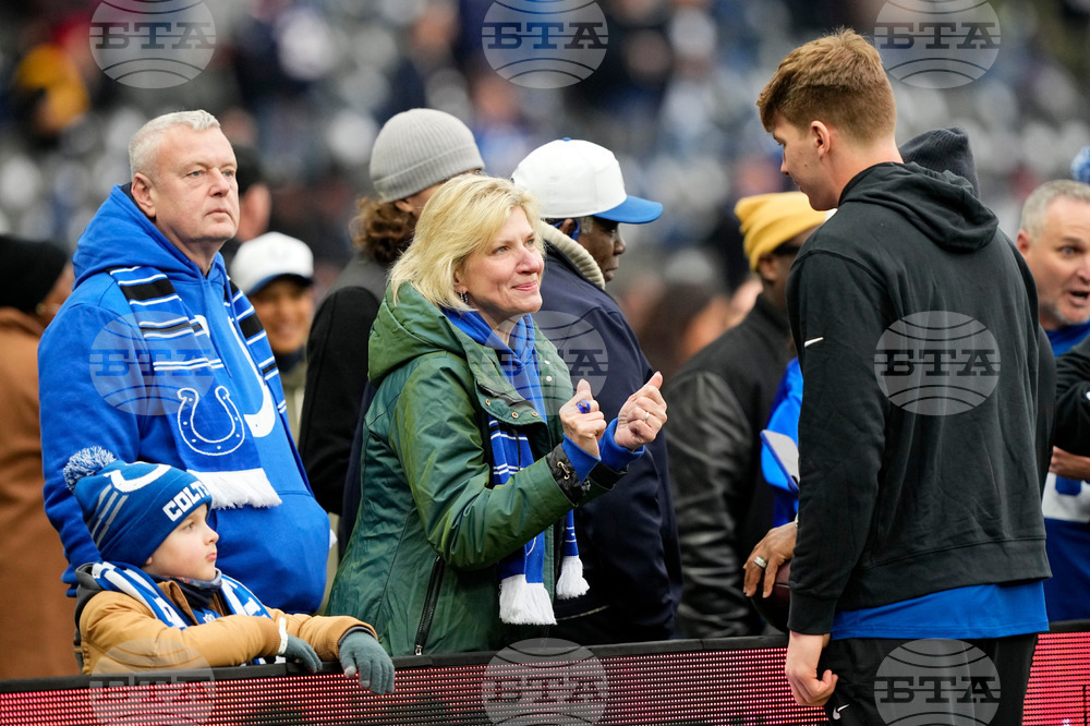 Falcons Colts Football