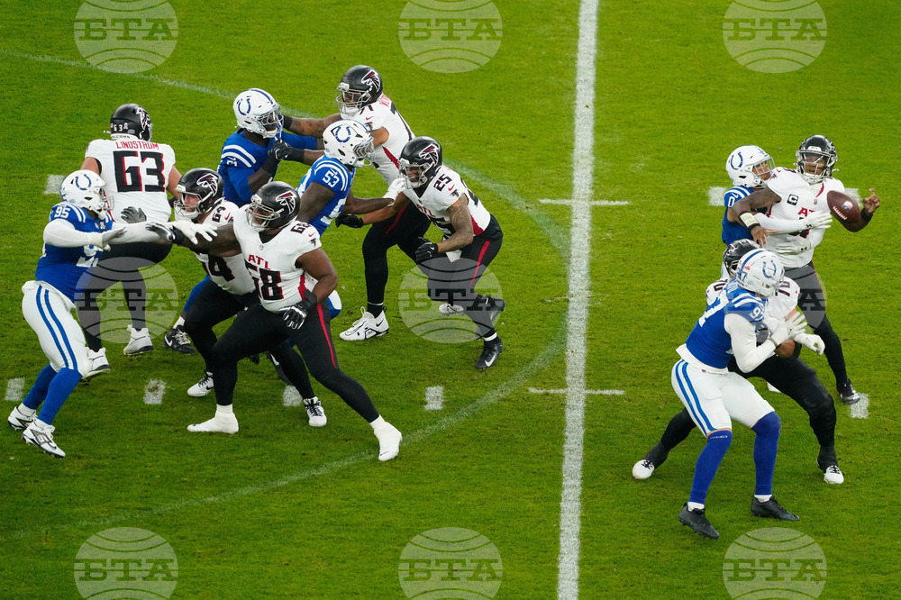 Falcons Colts Football