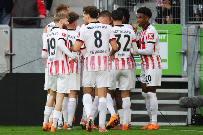 Фрайбург нанесе седма поредна загуба на Санкт Паули в Бундеслигата