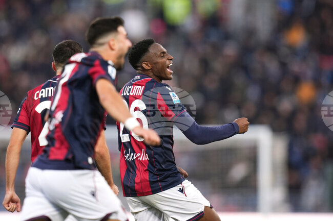 Болоня победи Наполи, Дженоа и Фиорентина завършиха наравно в треньорските дебюти на Де Роси и Ваноли