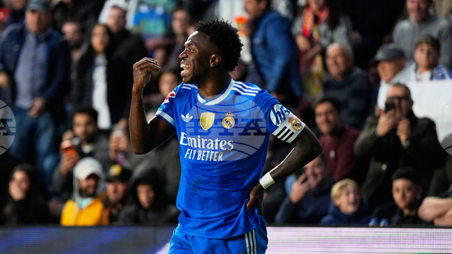 Звездата на Реал Мадрид Винисиус се конфронтира с феновете на Райо Валекано