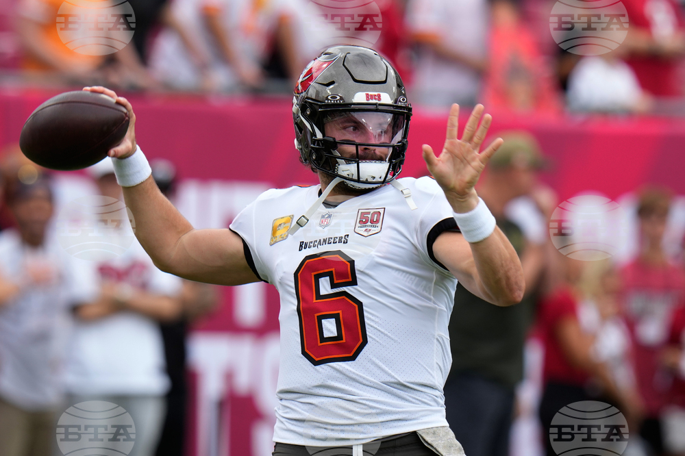 Patriots Buccaneers Football