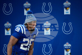 Falcons Colts Football