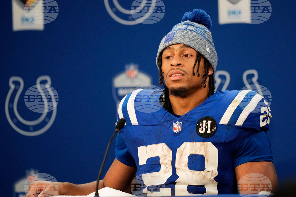 Falcons Colts Football