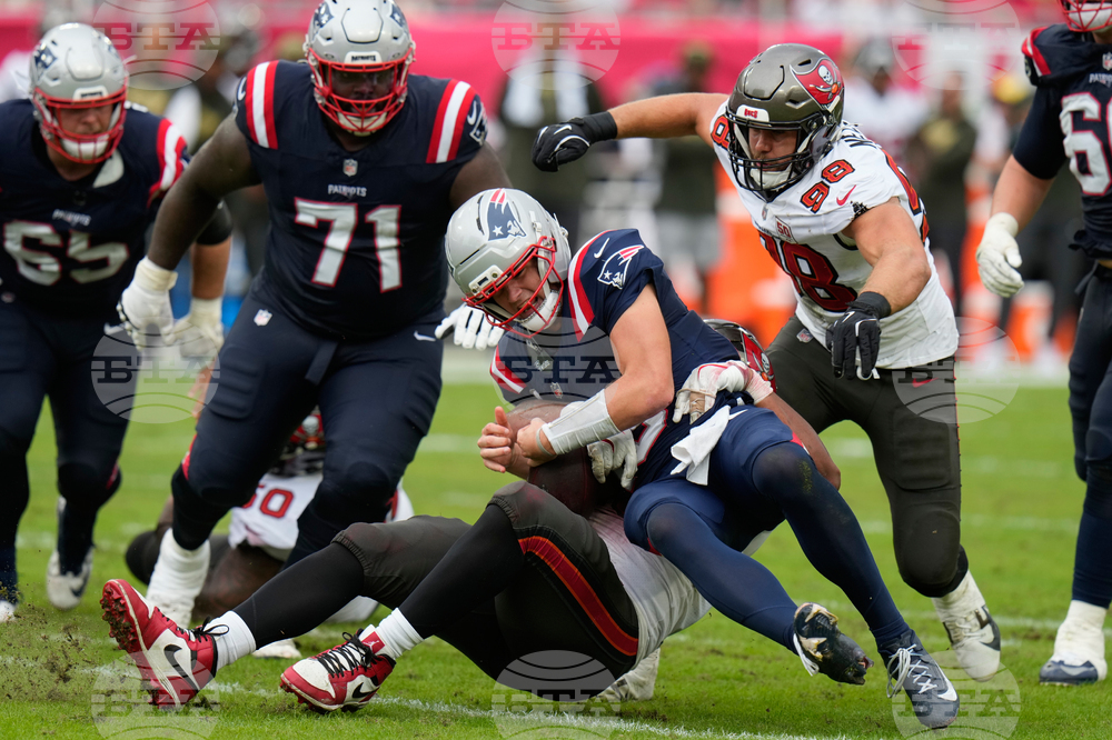 Patriots Buccaneers Football