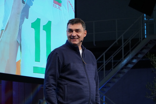 Волейболистът Владимир Николов: В България няма конкуренция