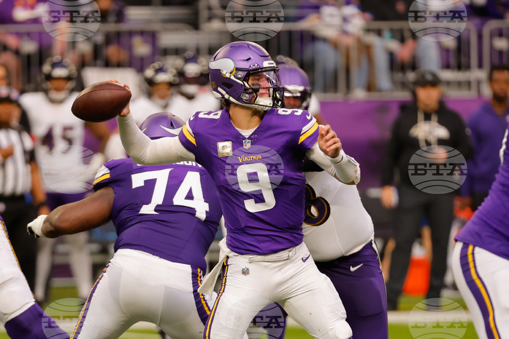 Ravens Vikings Football