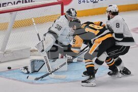 Kings Penguins Hockey