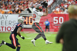 Patriots Buccaneers Football