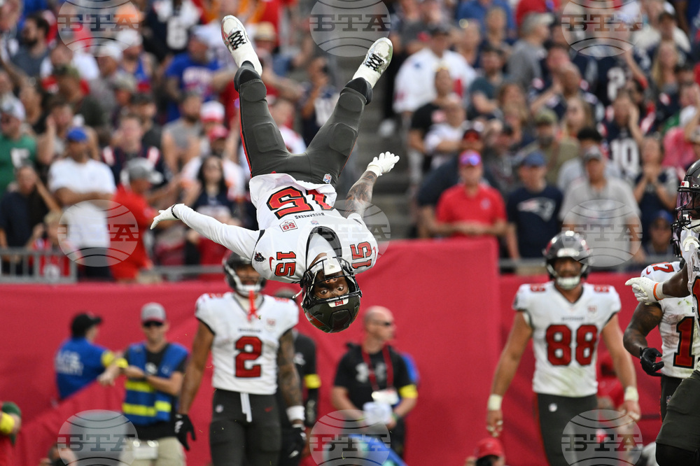 APTOPIX Patriots Buccaneers Football