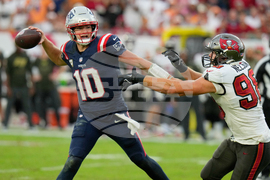 Patriots Buccaneers Football