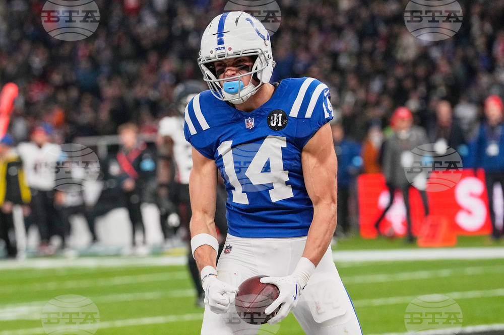 Falcons Colts Football