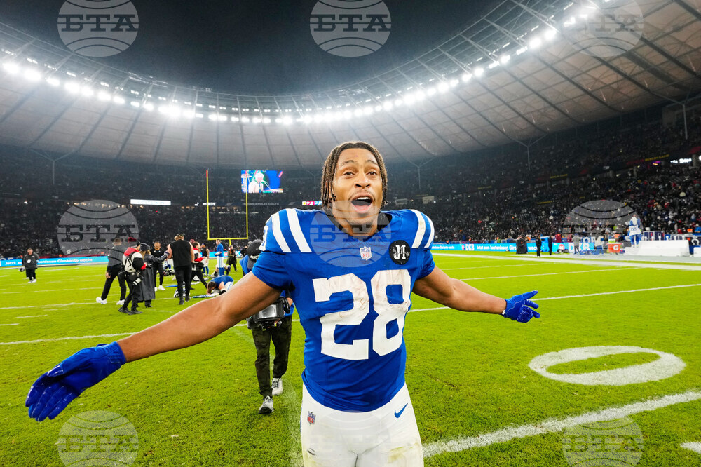 Falcons Colts Football